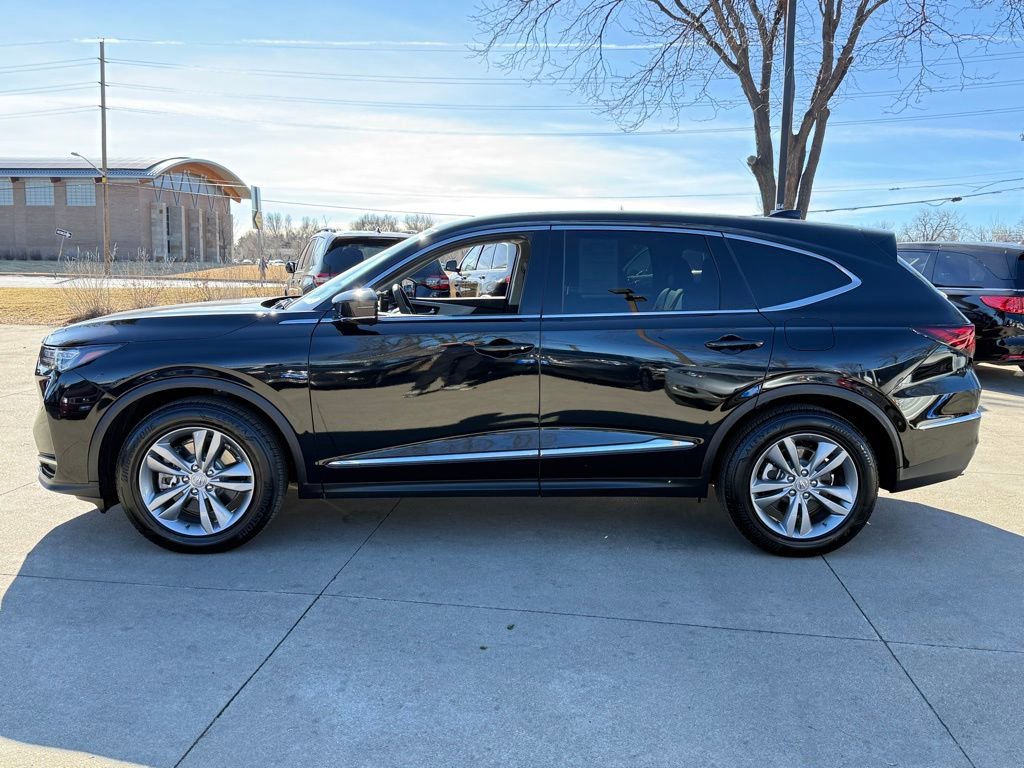 Certified 2026 Acura MDX SH-AWD image 9