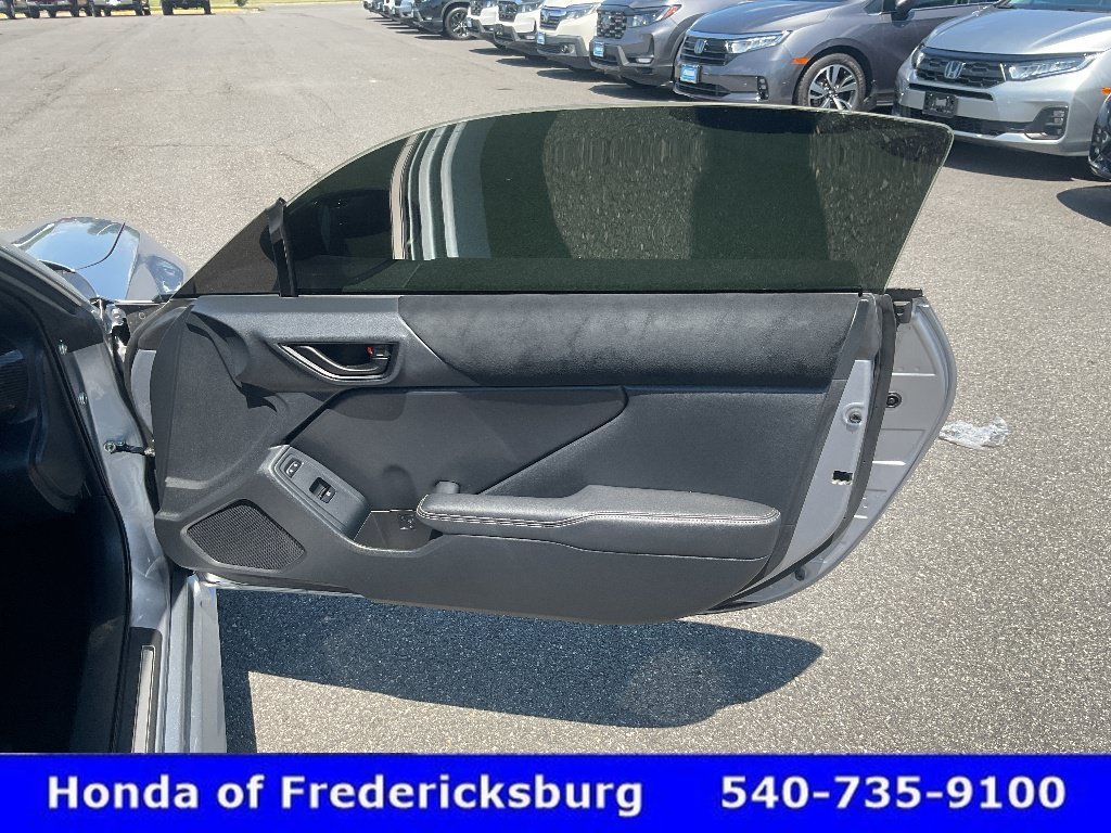 Used 2022 Toyota GR86 Premium w/ ALL Weather Mat Package (TMS) RWD image 19