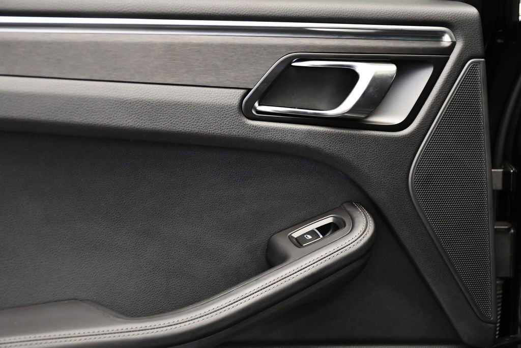 Certified 2024 Porsche Macan GTS image 44
