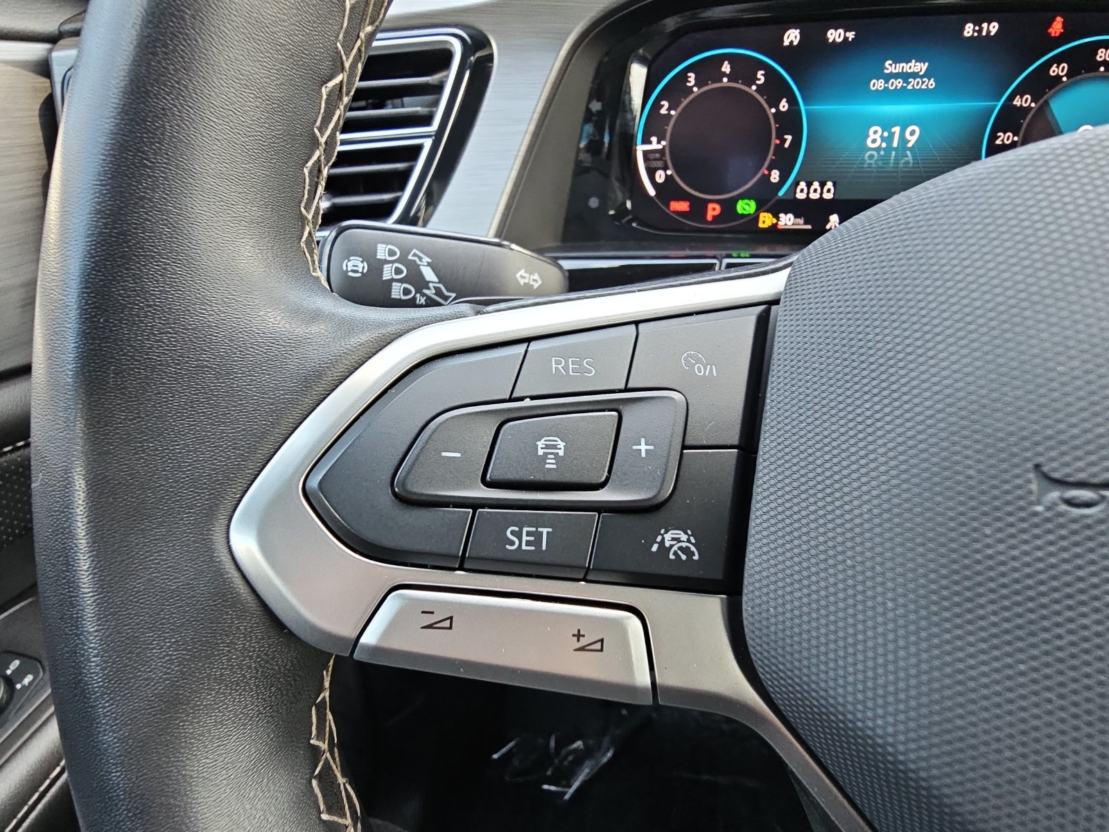 Used 2024 Volkswagen Atlas Cross Sport SE AWD/4WD image 17