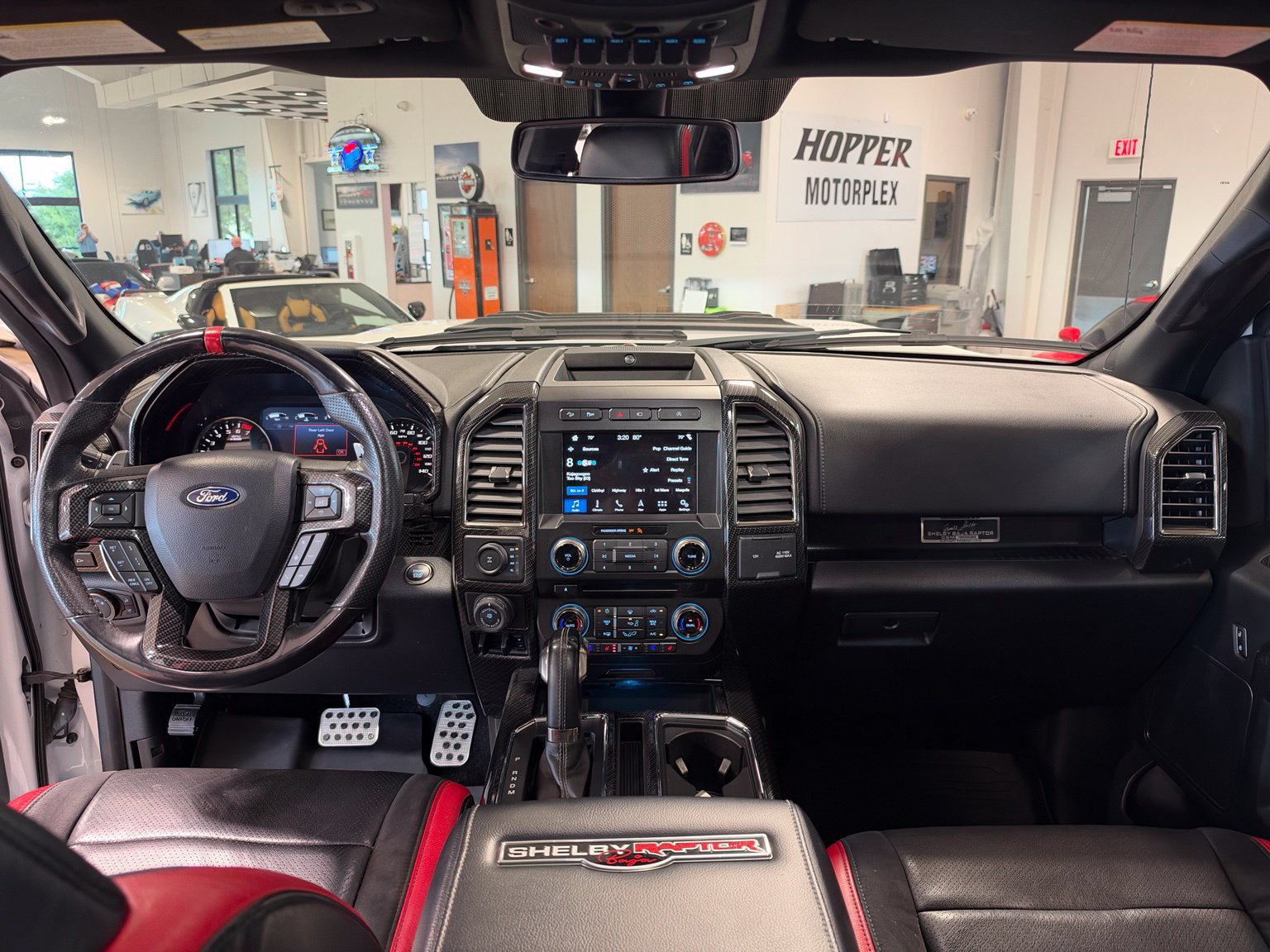 Used 2018 Ford F150 Raptor w/ Equipment Group 802A Luxury AWD/4WD image 22