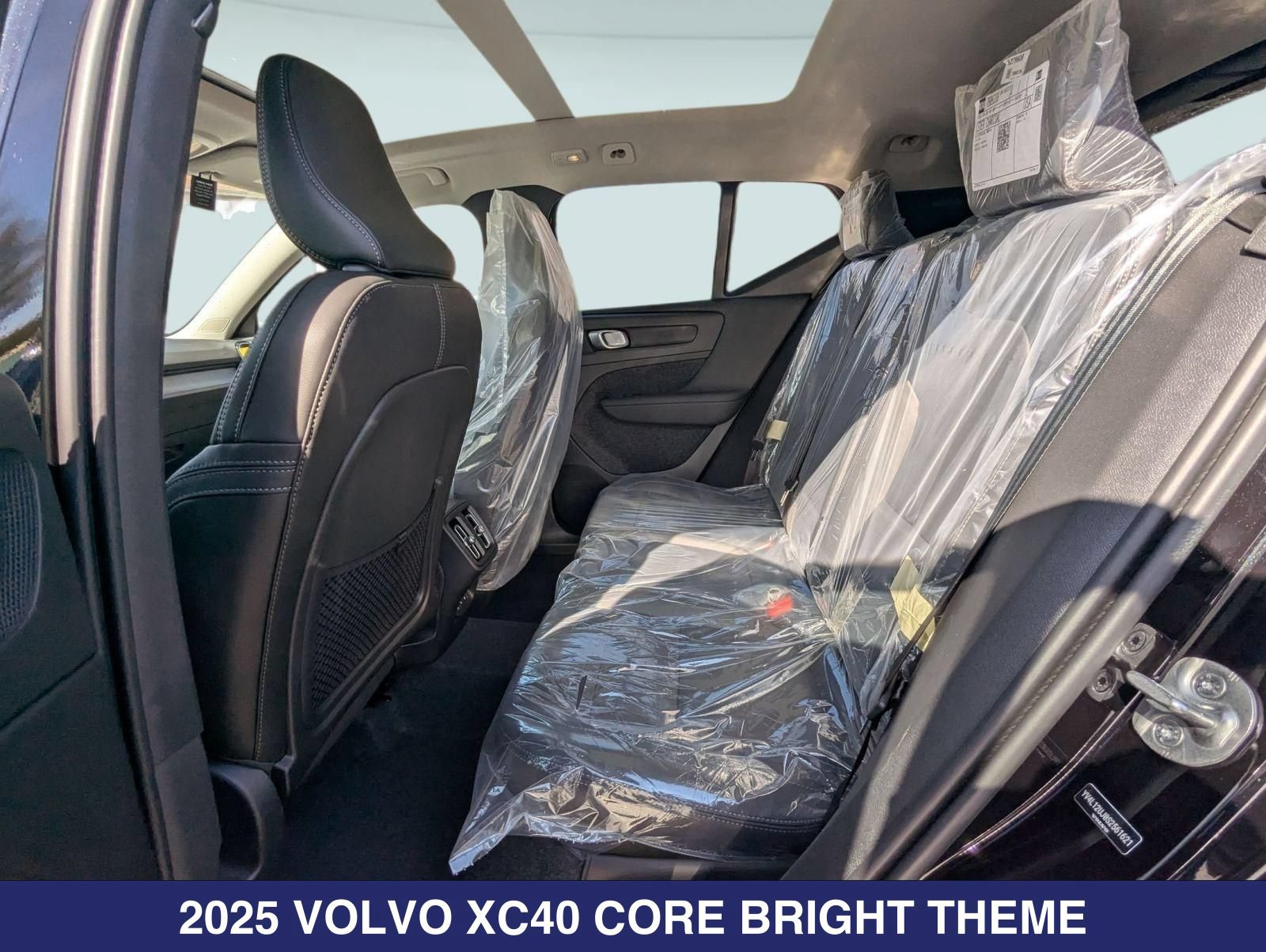 New 2025 Volvo XC40 B5 Core w/ Protection Package Premier AWD/4WD image 19