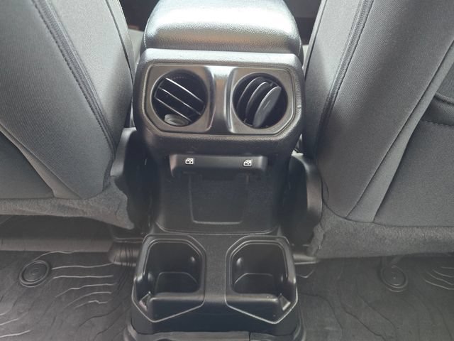 Used 2020 Jeep Wrangler Unlimited Sport S AWD/4WD image 31