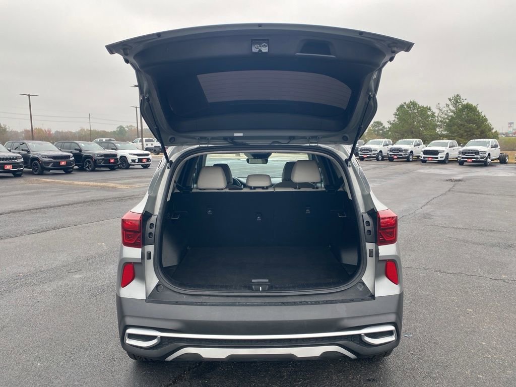 Used 2023 Kia Seltos EX image 41