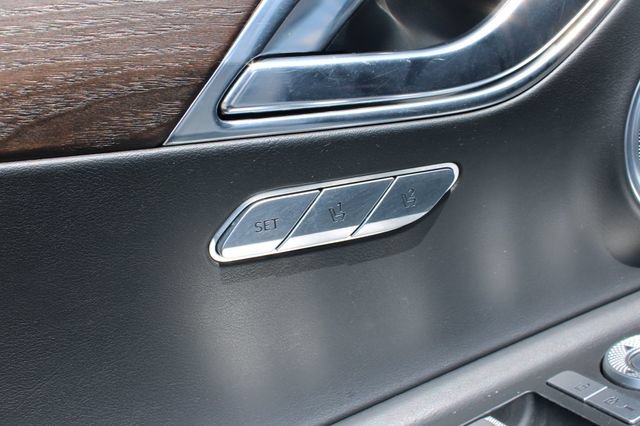 Used 2022 Genesis GV80 3.5T w/ Prestige Package 07 AWD/4WD image 11