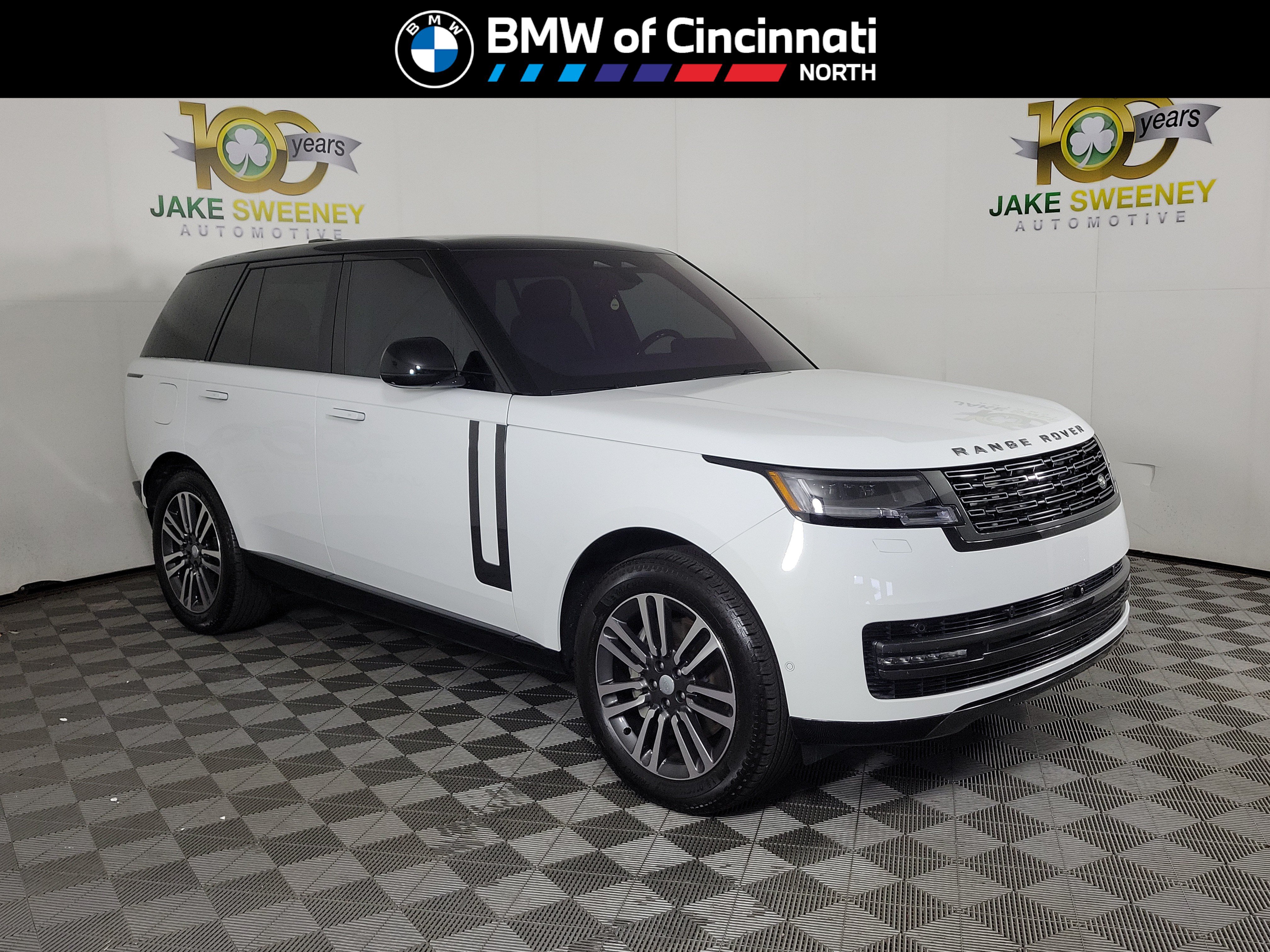 Used 2023 Land Rover Range Rover SE AWD/4WD image 1