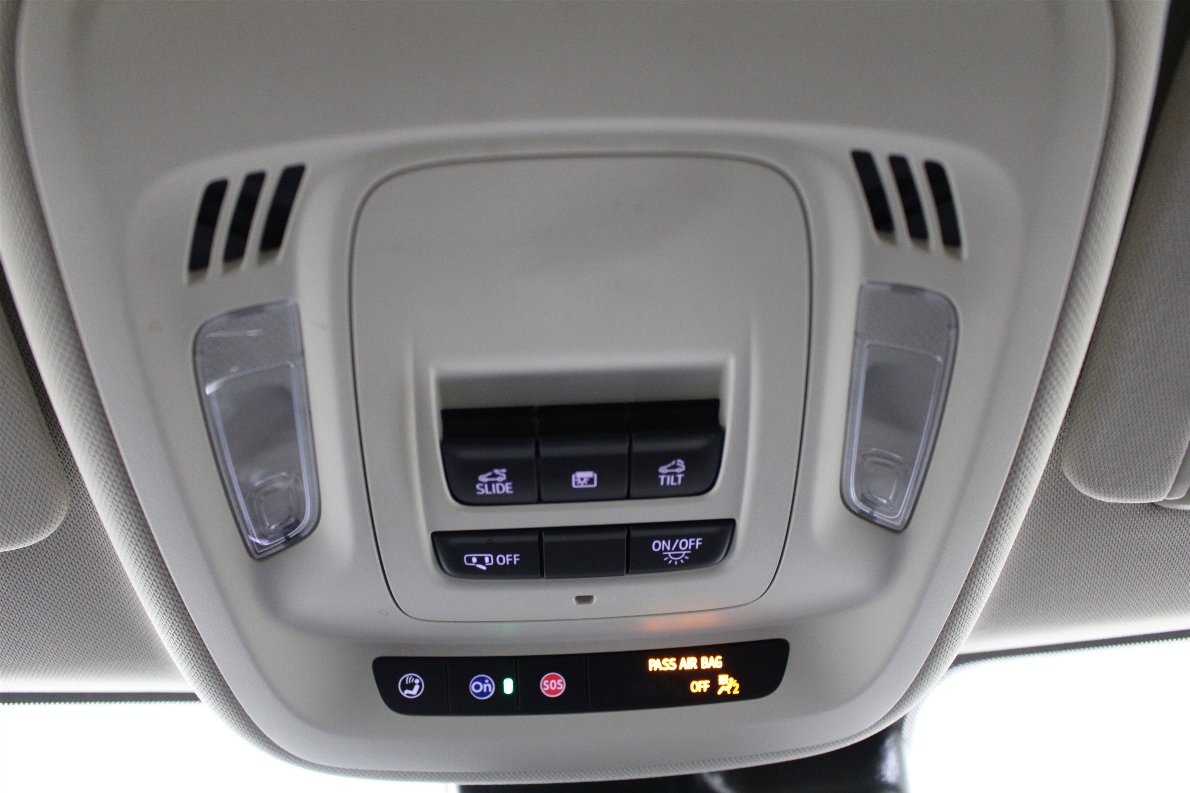 Used 2023 Buick Envision Essence w/ Sport Touring Package image 20