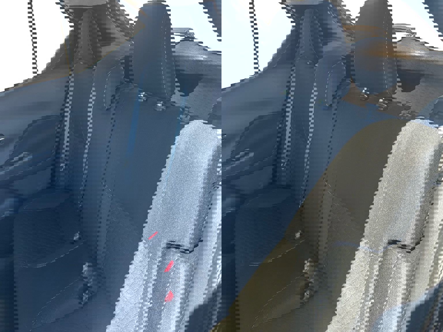 Used 2023 Nissan Kicks SV image 16