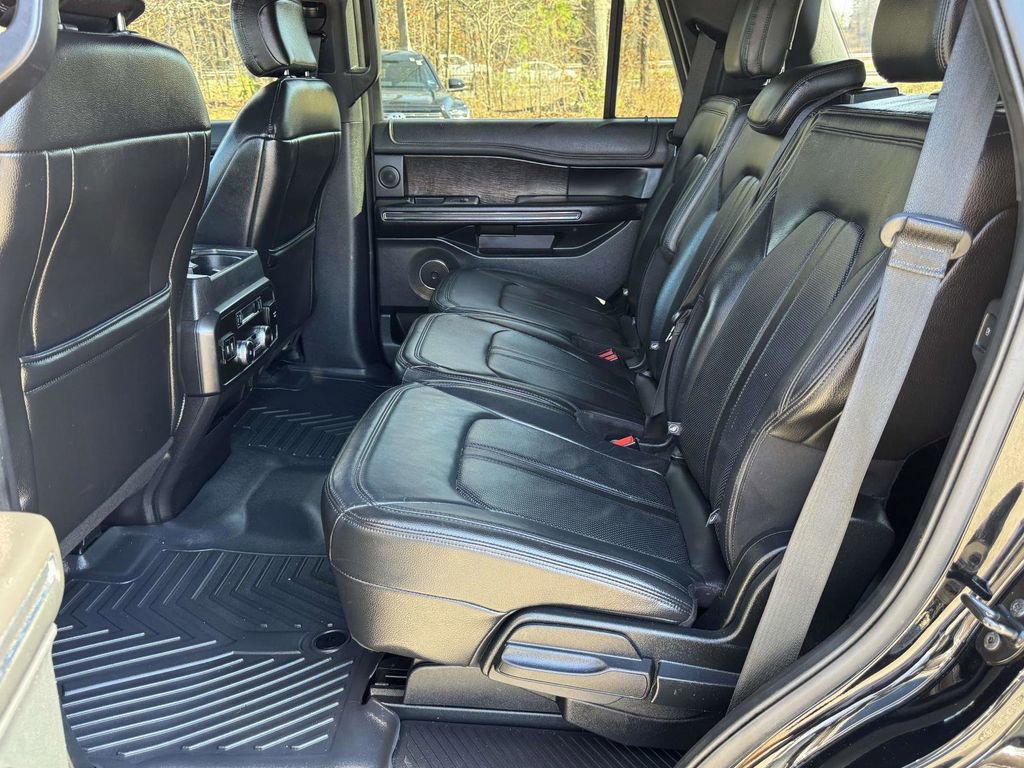 Used 2018 Ford Expedition Limited image 18