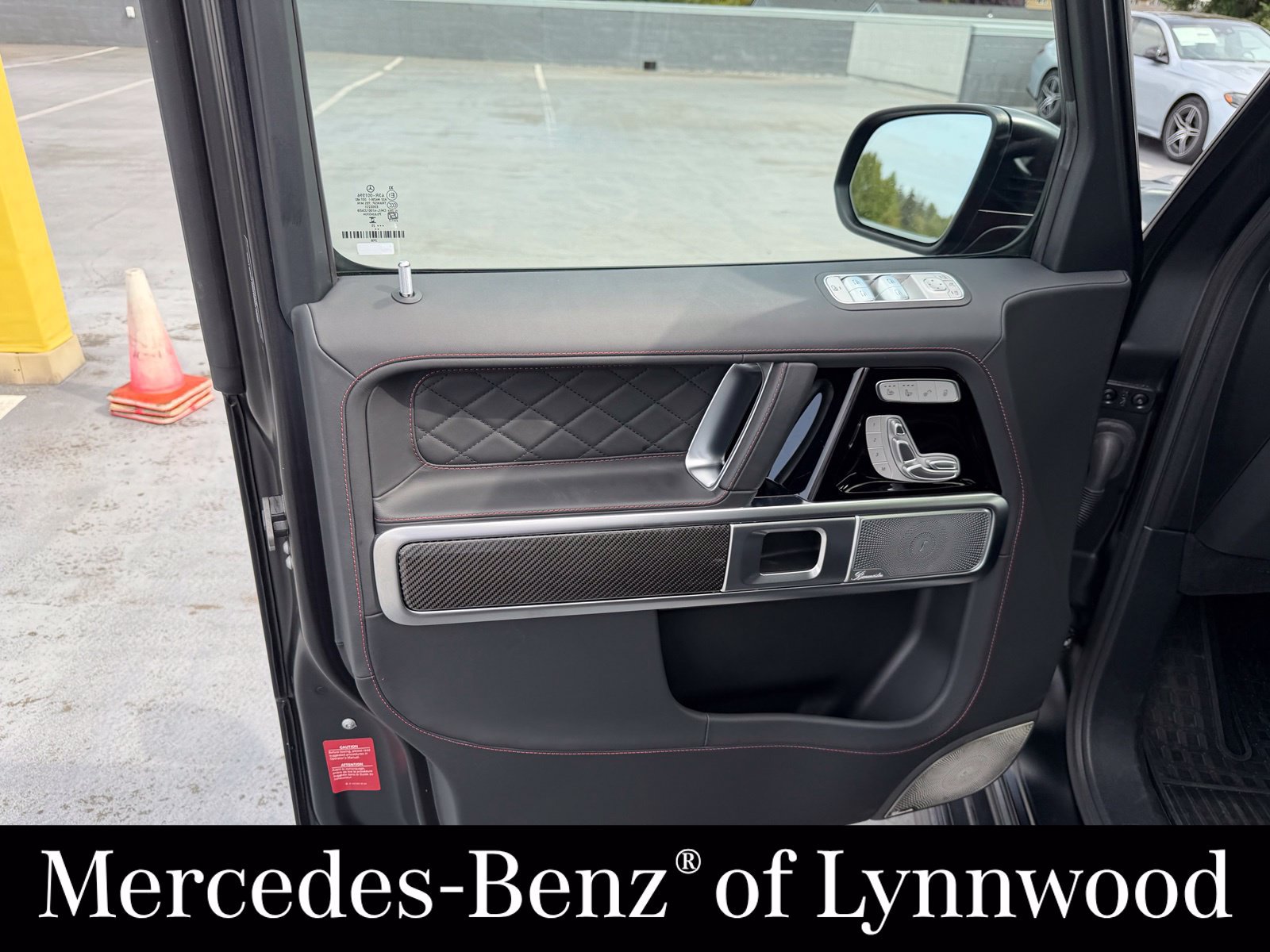 Used 2025 Mercedes-Benz G 63 AMG 4MATIC image 12