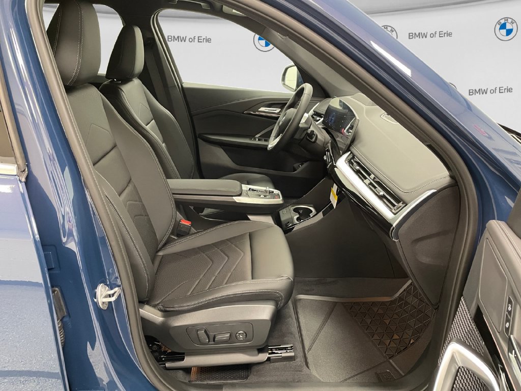 New 2027 BMW X1 xDrive28i AWD/4WD image 14