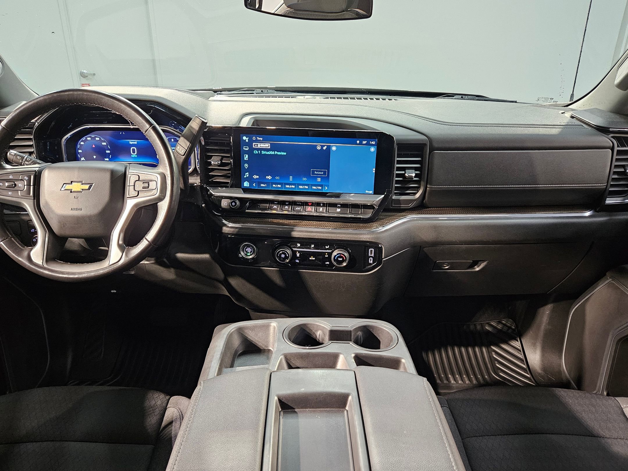 Used 2023 Chevrolet Silverado 1500 LT image 10