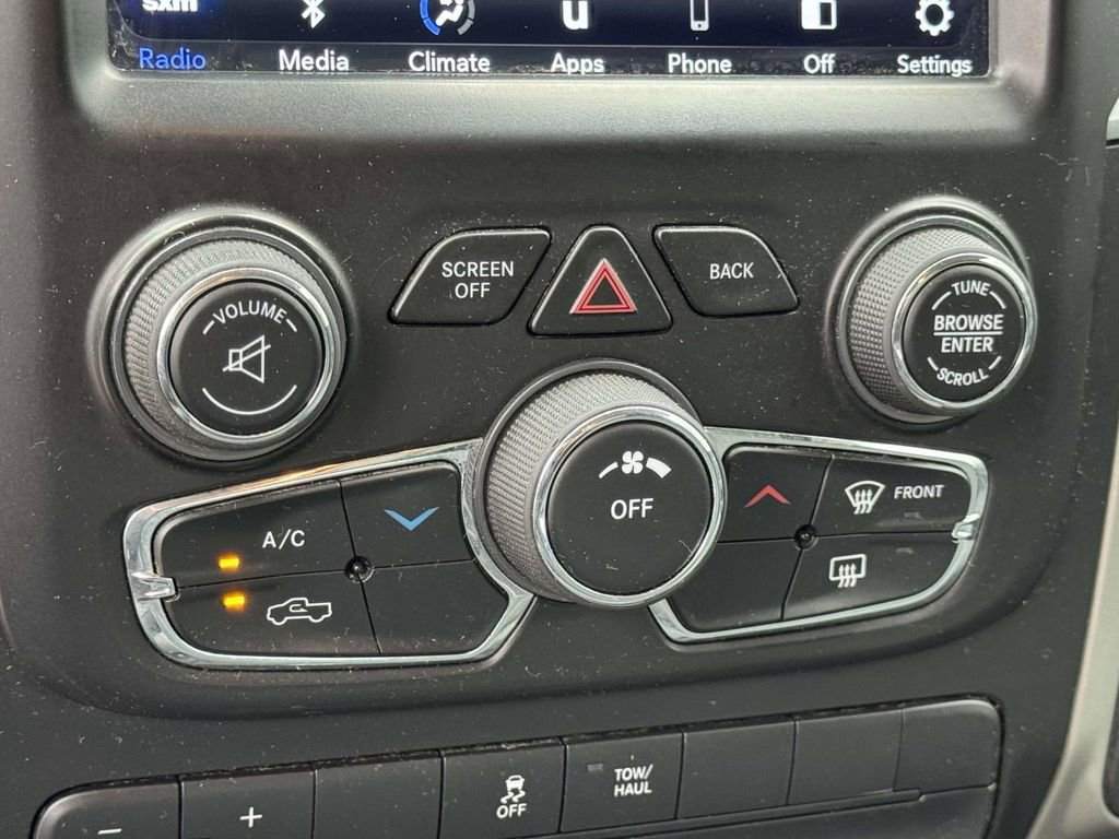 Used 2018 RAM 3500 SLT RWD image 5