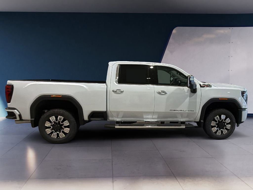 New 2026 GMC Sierra 2500 Denali w/ Denali Reserve Package AWD/4WD image 8