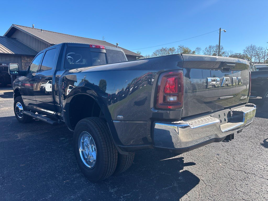 New 2027 RAM 3500 Tradesman AWD/4WD image 4
