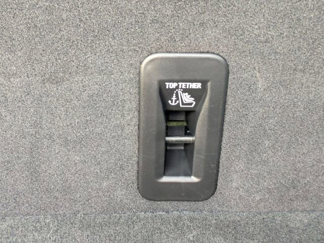 New 2026 Chevrolet Suburban LT w/ Comfort Package image 32