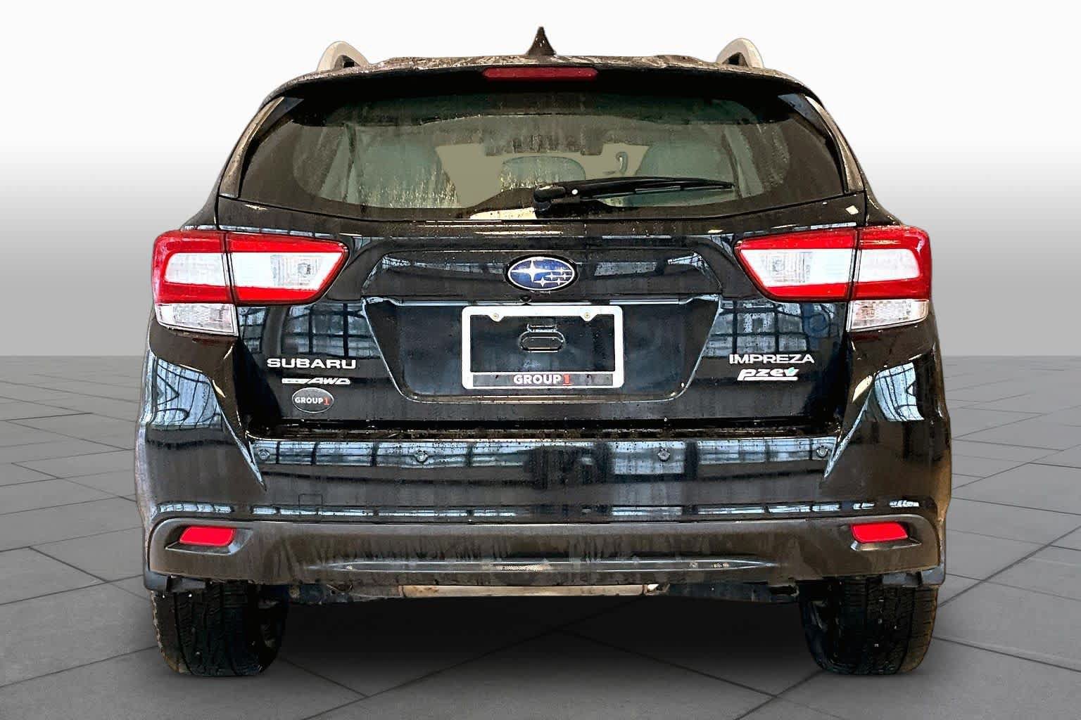 Used 2017 Subaru Impreza 2.0i Limited AWD/4WD image 5