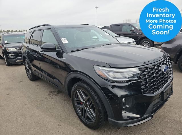 Used 2025 Ford Explorer ST-Line w/ Premium Package video 1