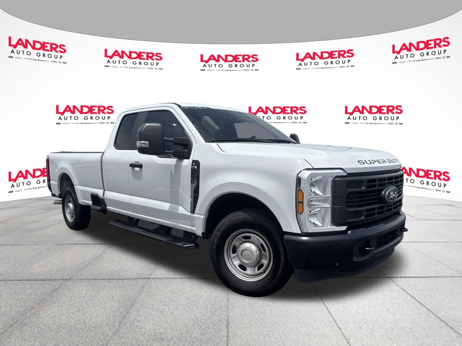 Used 2024 Ford F250 XL w/ Camper Package RWD image 1
