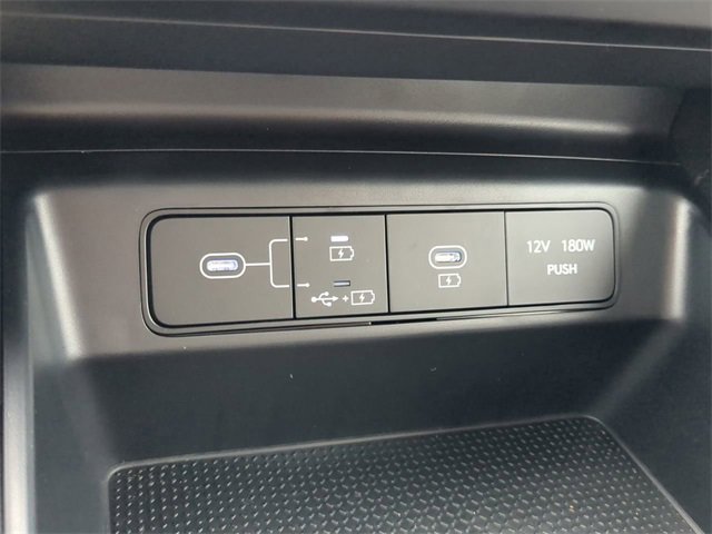 New 2025 Hyundai Tucson SE image 21