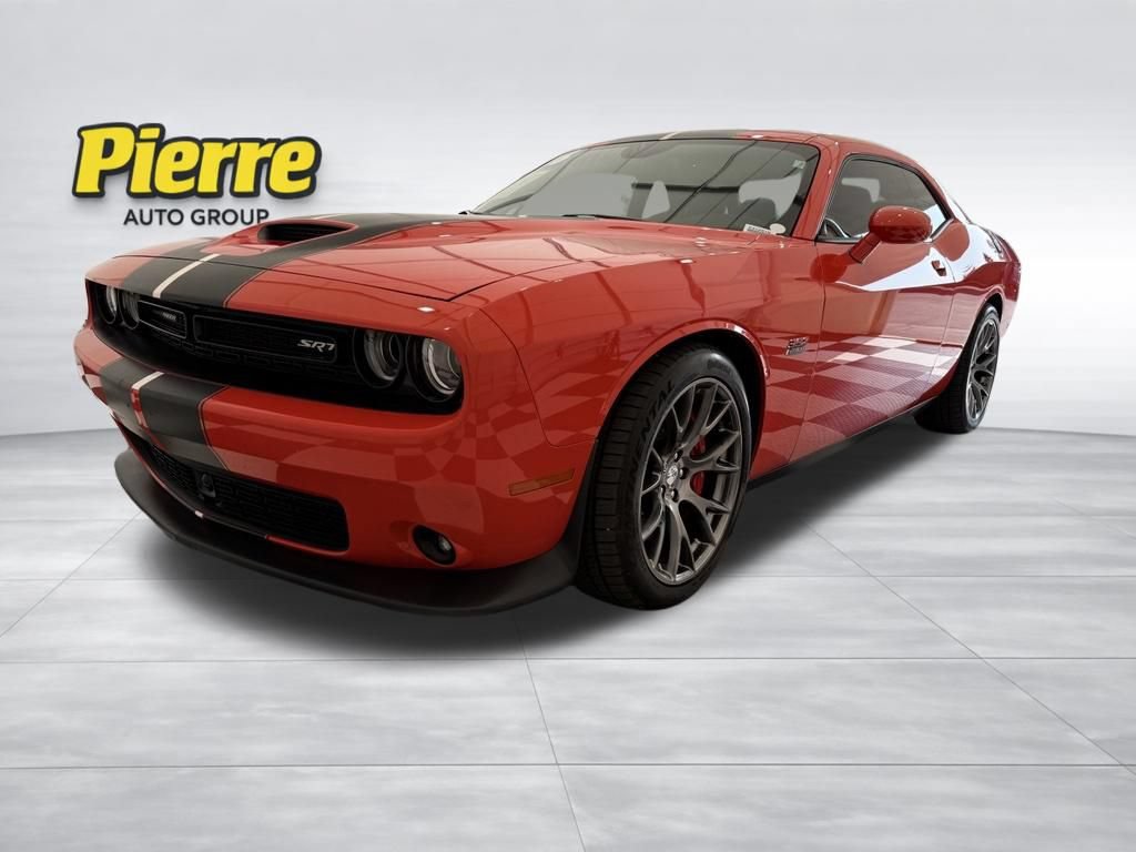 Used 2016 Dodge Challenger SRT w/ Technology Group RWD image 1