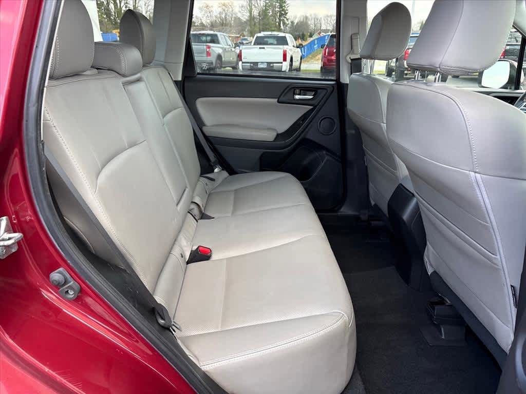 Used 2015 Subaru Forester 2.5i Touring w/ Popular Package #2 AWD/4WD image 8