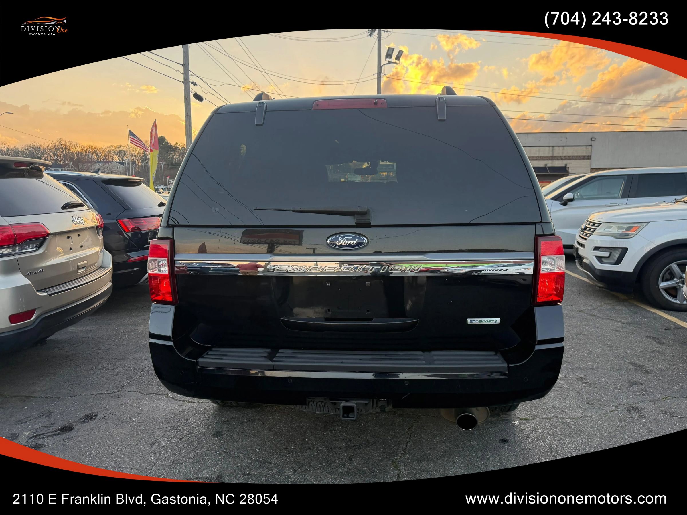 Used 2016 Ford Expedition Limited w/ Equipment Group 301A AWD/4WD image 5