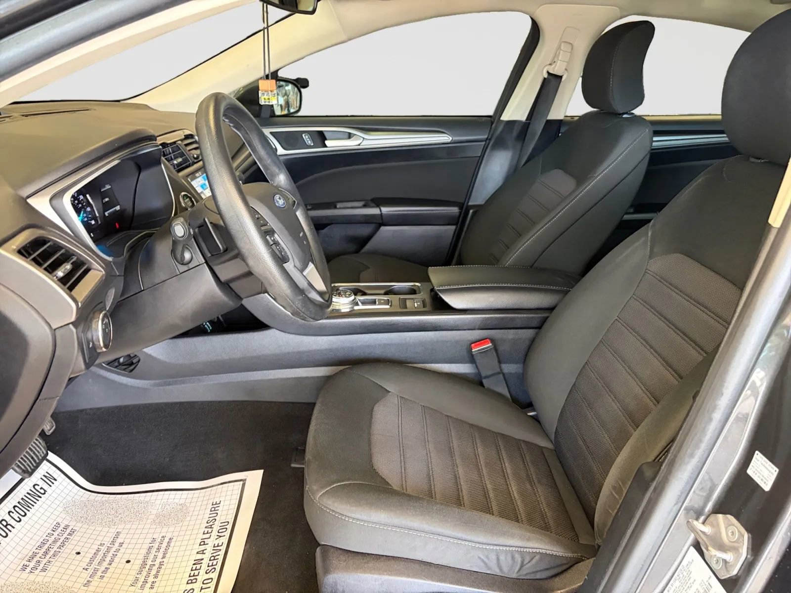 Used 2019 Ford Fusion SE image 45