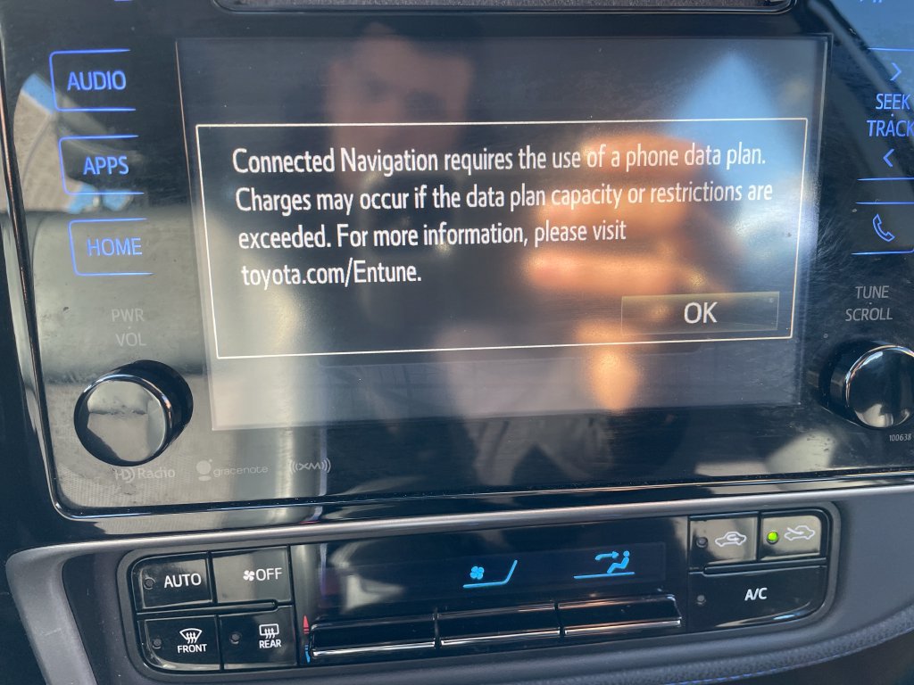 Used 2017 Toyota Corolla SE w/ SE Premium Package FWD image 21