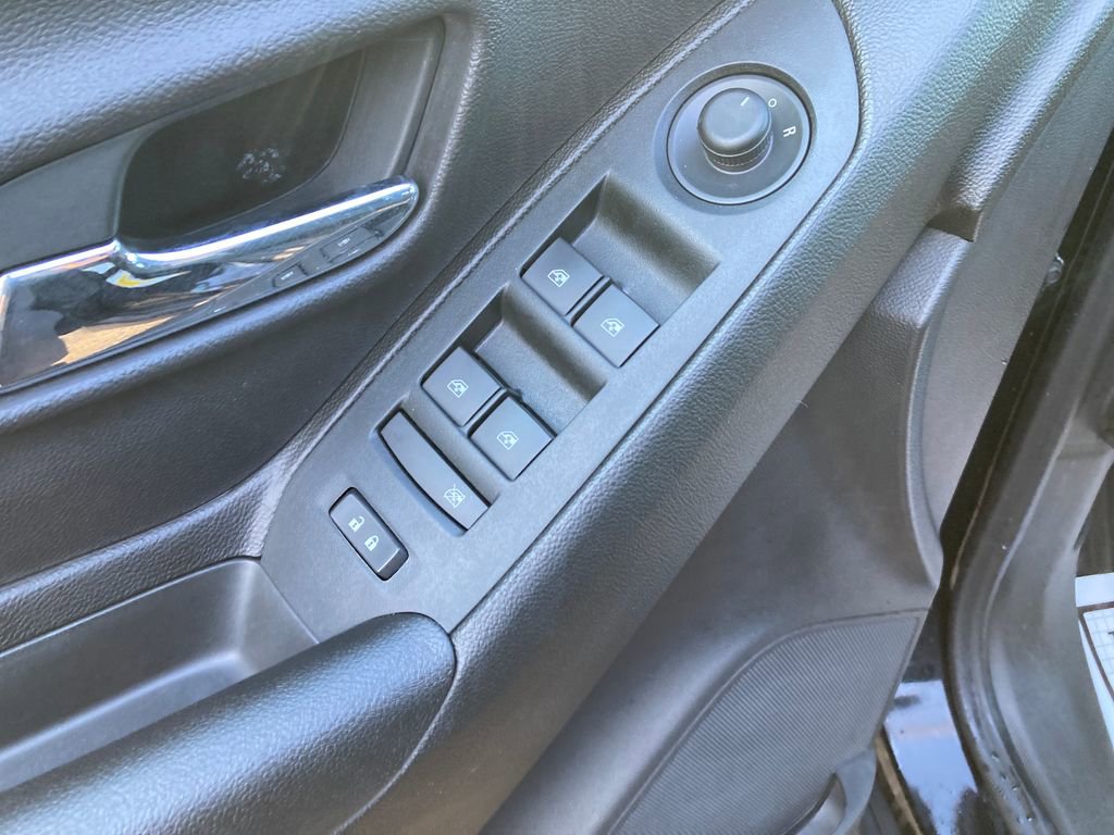 Used 2019 Chevrolet Trax LT image 14