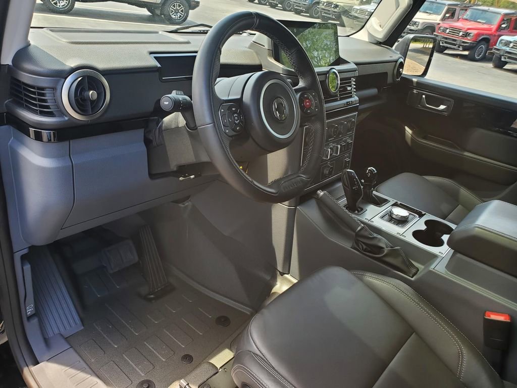 Used 2025 INEOS Grenadier AWD/4WD image 15