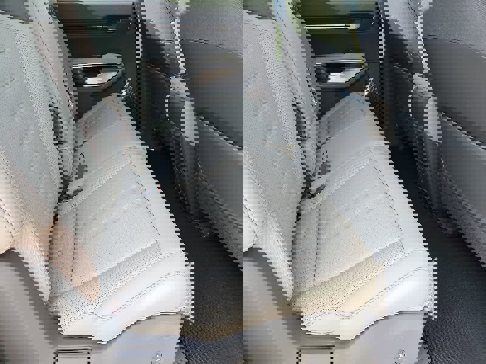 Used 2024 Kia EV9 Wind image 20