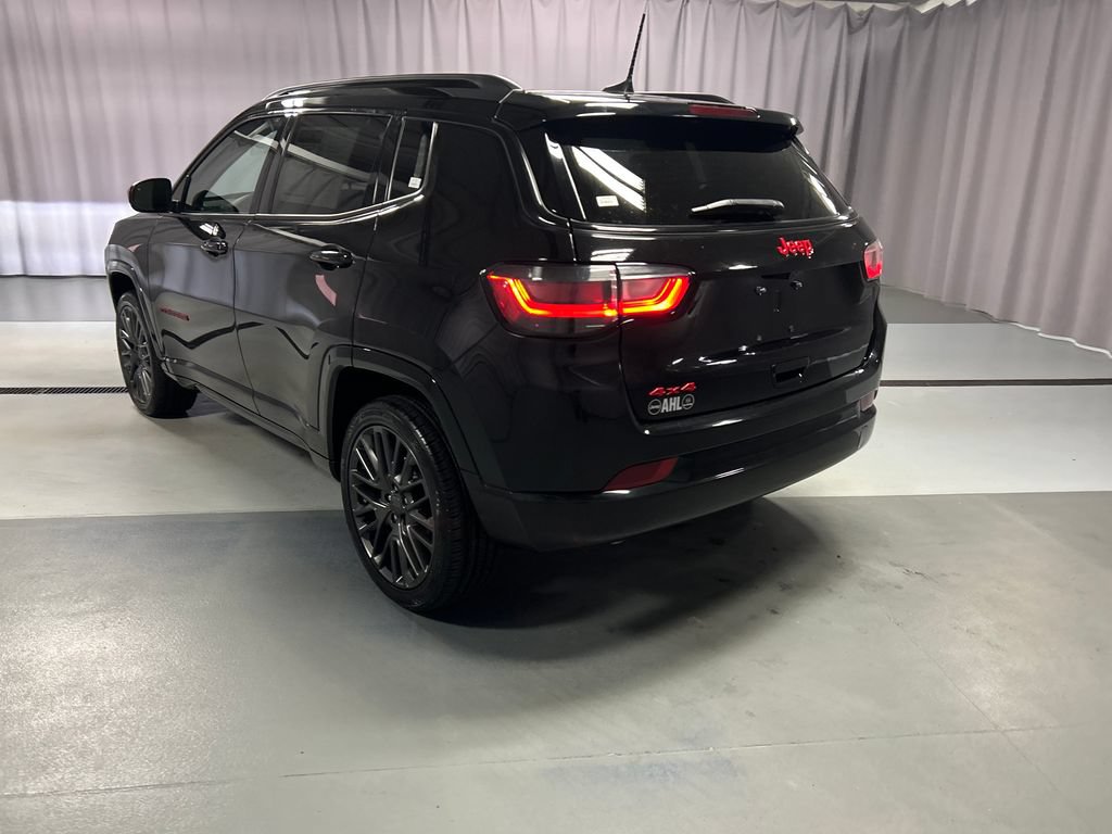 Used 2023 Jeep Compass Limited w/ Elite Group for (Red) Edition AWD/4WD image 5