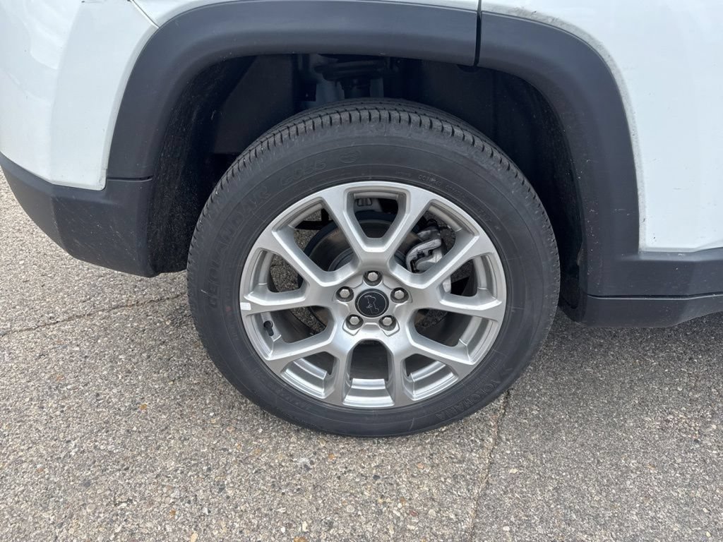 Used 2025 Jeep Compass Limited AWD/4WD image 18