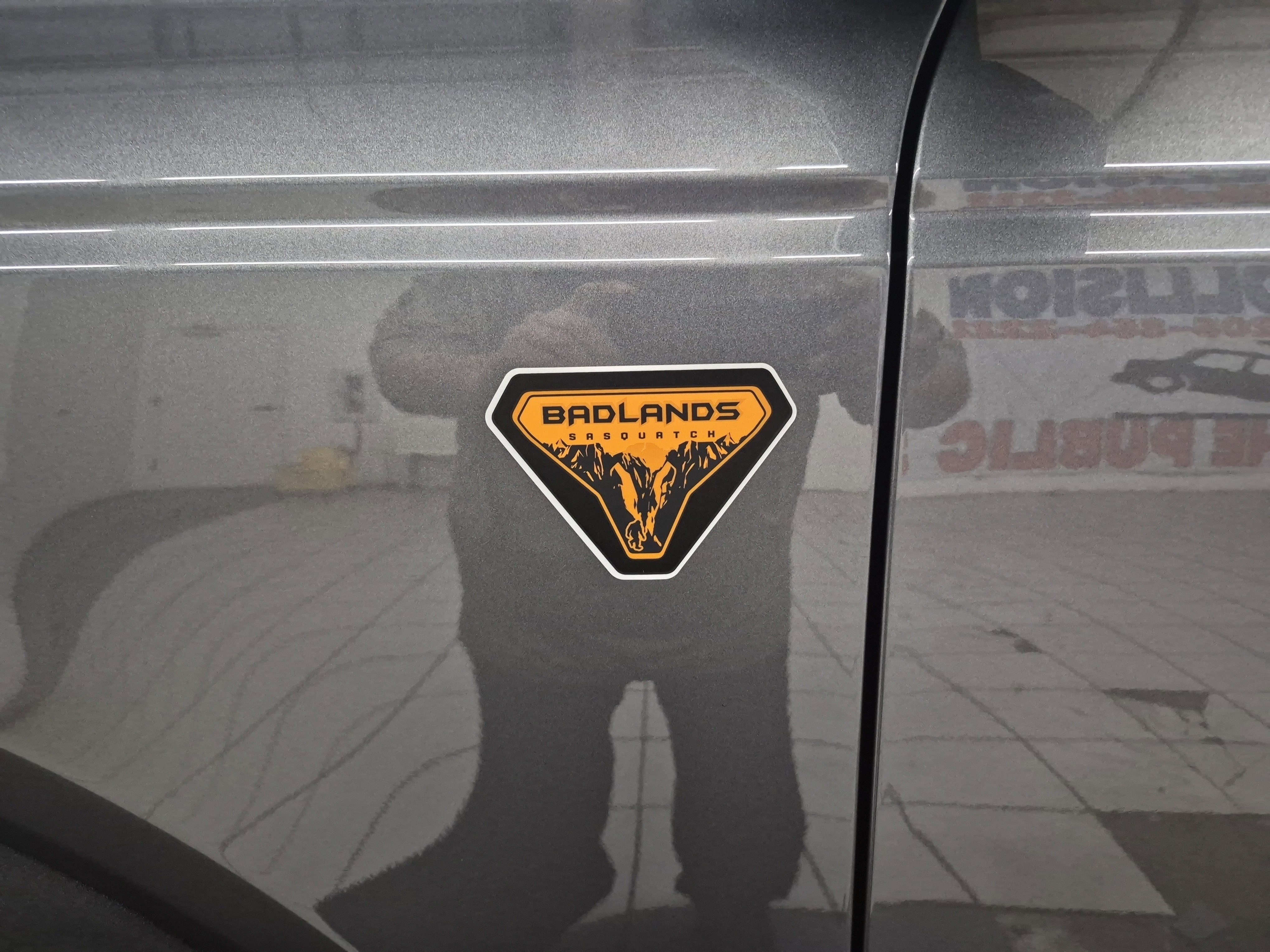 New 2025 Ford Bronco Badlands image 7