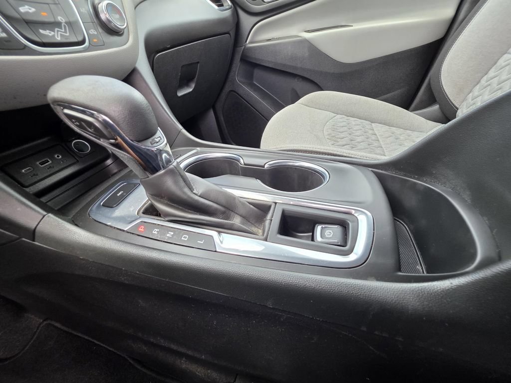 Used 2023 Chevrolet Equinox LT AWD/4WD image 20