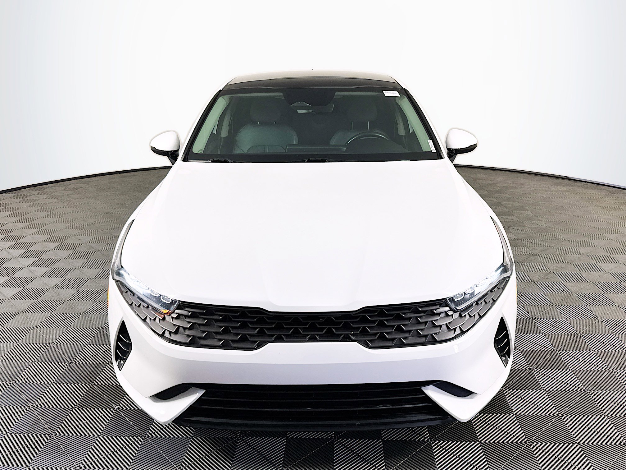 Used 2023 Kia K5 EX image 2