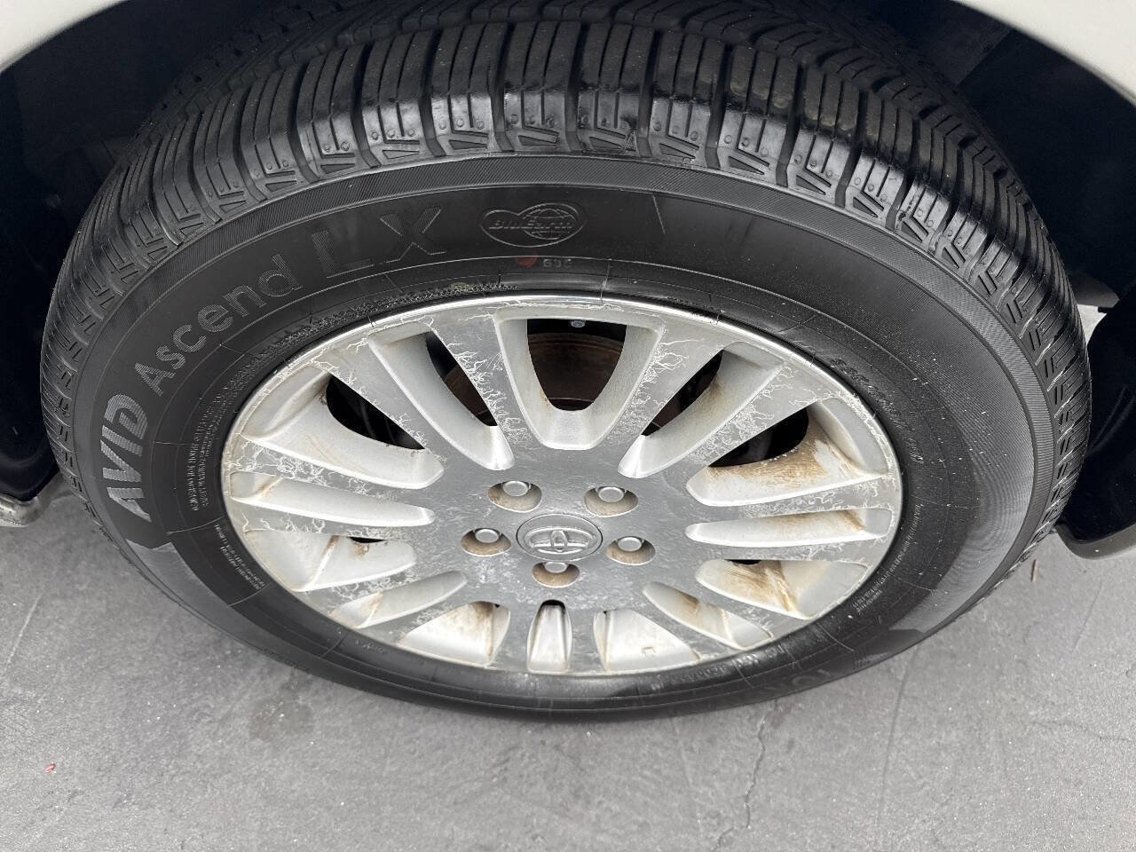 Used 2009 Toyota Sienna XLE Limited FWD image 36