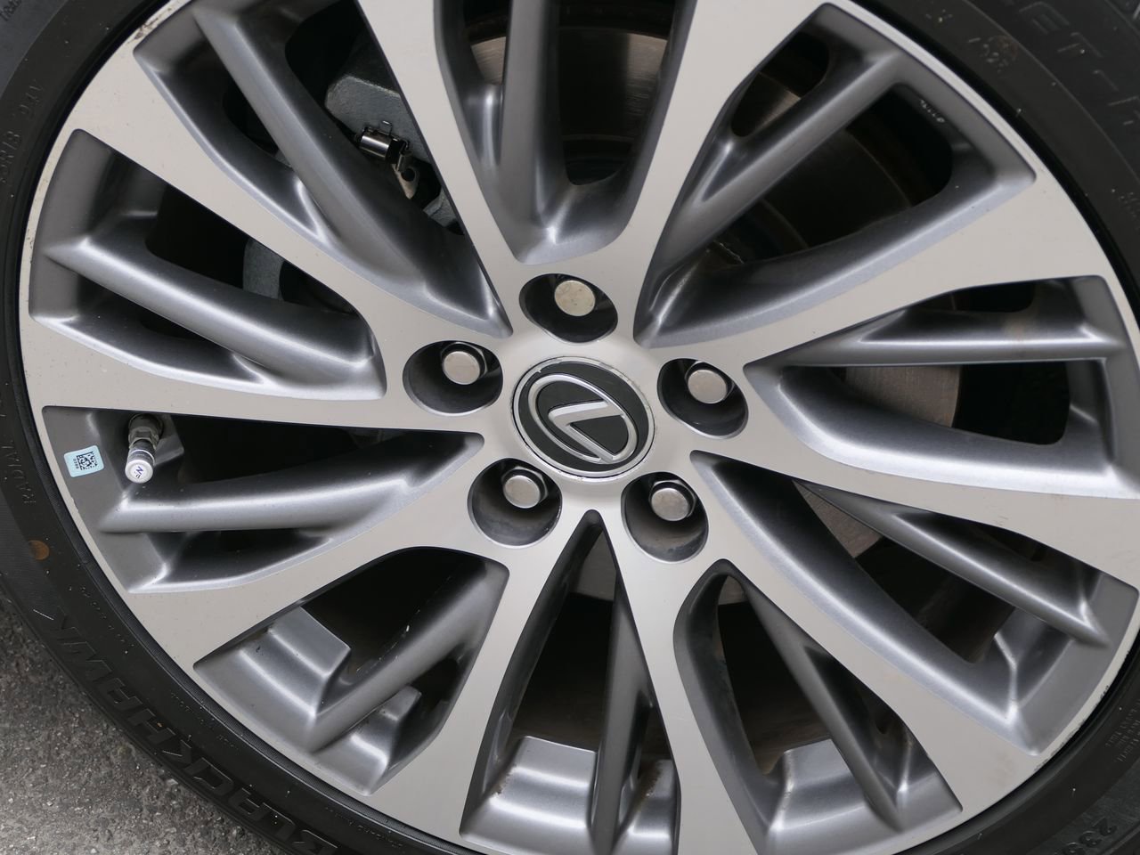 Used 2020 Lexus ES 350 w/ Premium Package FWD image 11