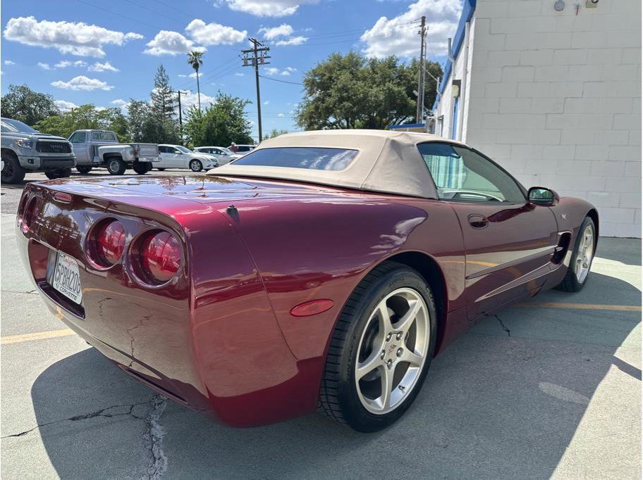 Used 2003 Chevrolet Corvette Coupe w/ Preferred Equipment Group1 RWD image 6