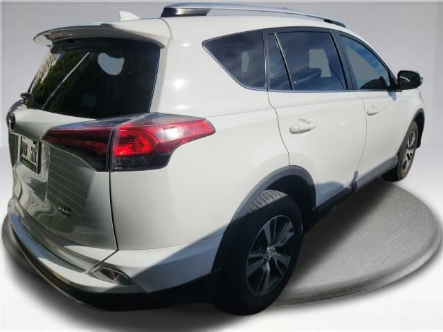 Used 2016 Toyota RAV4 XLE image 5