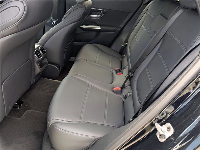 New 2026 Mercedes-Benz GLC 300 image 14