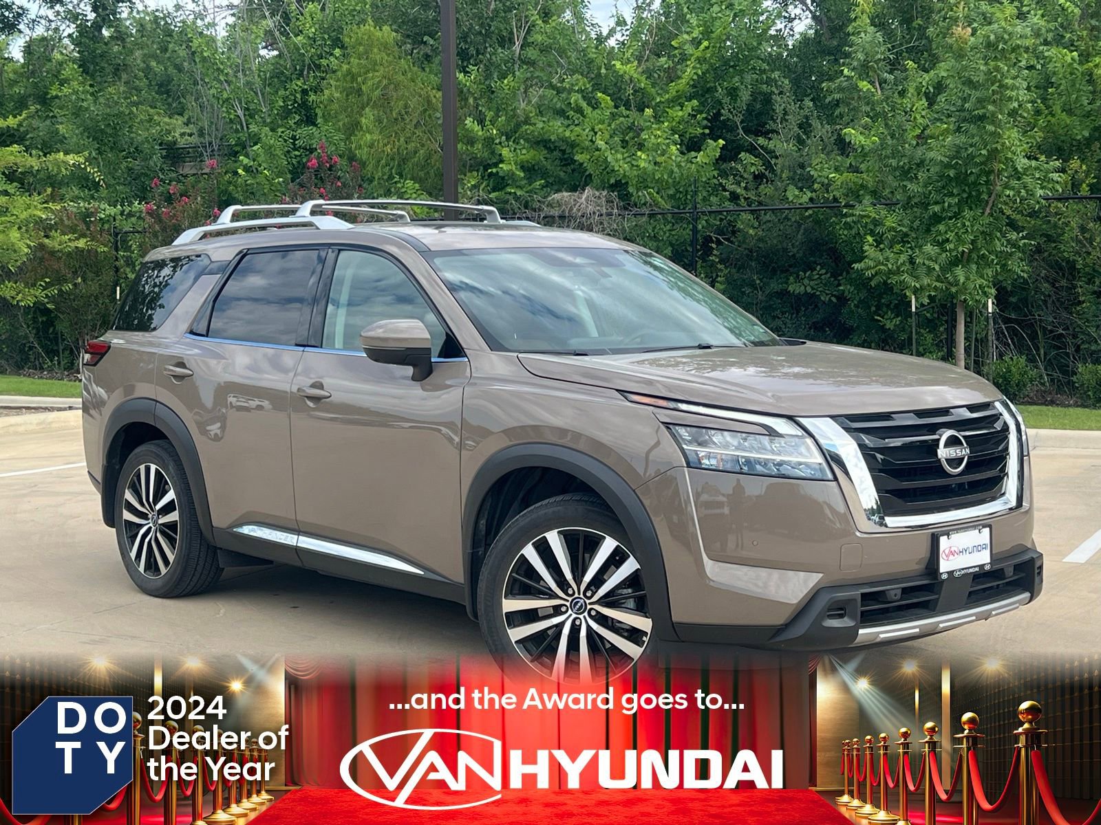 Used 2024 Nissan Pathfinder Platinum