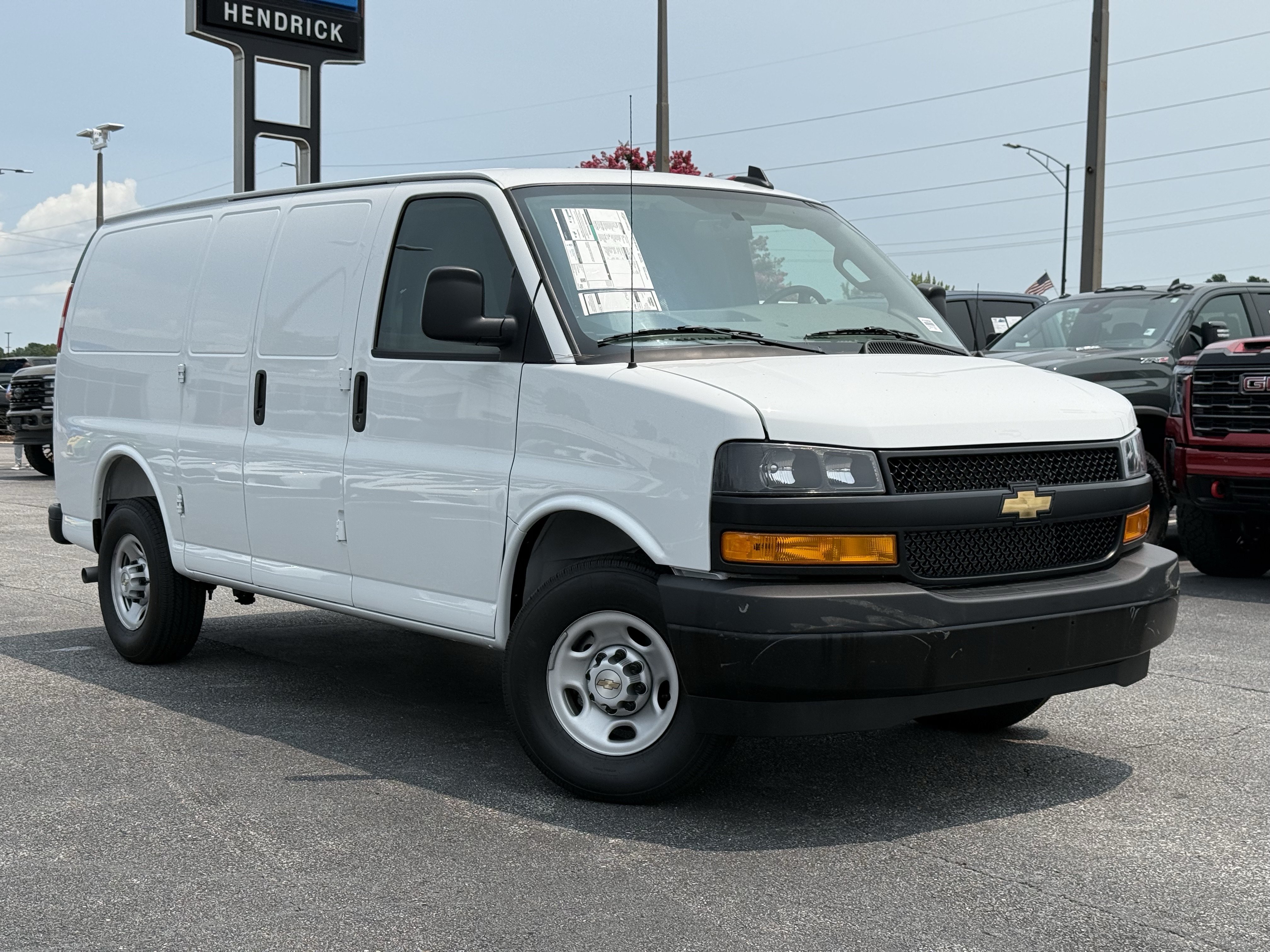 New 2025 Chevrolet Express 2500 w/ Driver Convenience Package RWD video 2