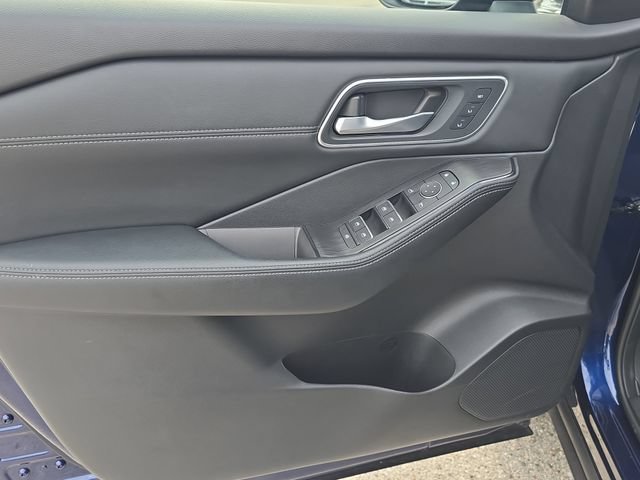 Certified 2026 Nissan Rogue Platinum w/ Platinum Premium Package AWD/4WD image 18