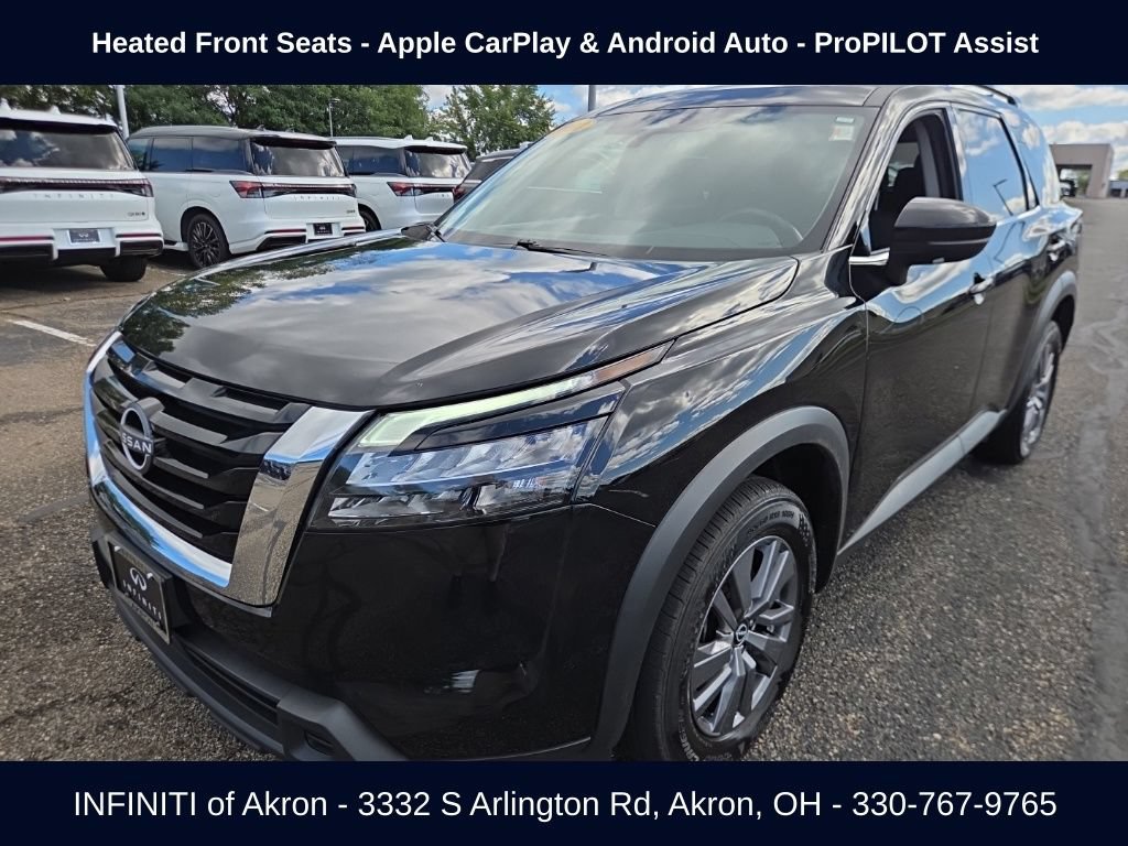 Used 2024 Nissan Pathfinder SV