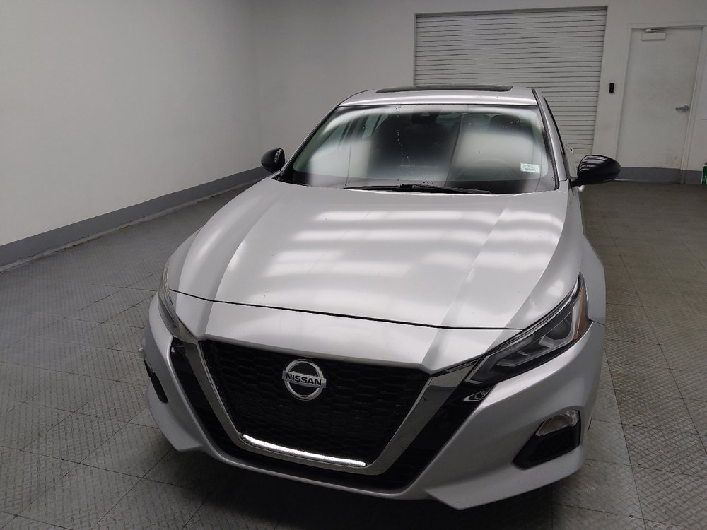 Used 2020 Nissan Altima 2.5 SR w/ Premium Package FWD image 15