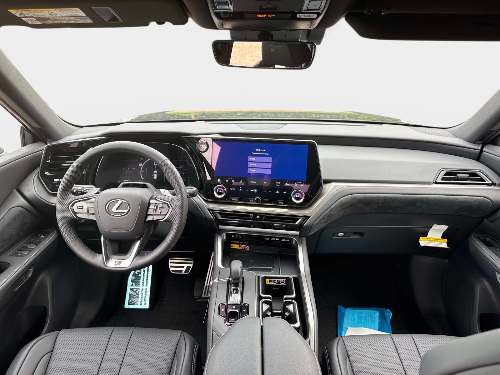 New 2026 Lexus TX 500h AWD image 13