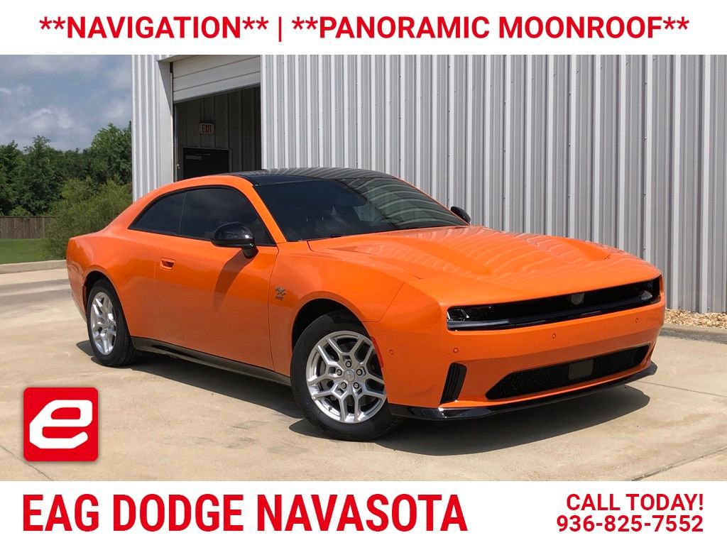Used 2025 Dodge Charger Daytona R/T w/ Sun & Sound Package AWD/4WD image 1