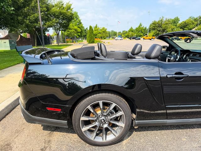 Used 2011 Ford Mustang GT Premium w/ 402A Rapid Spec Order Code RWD image 35